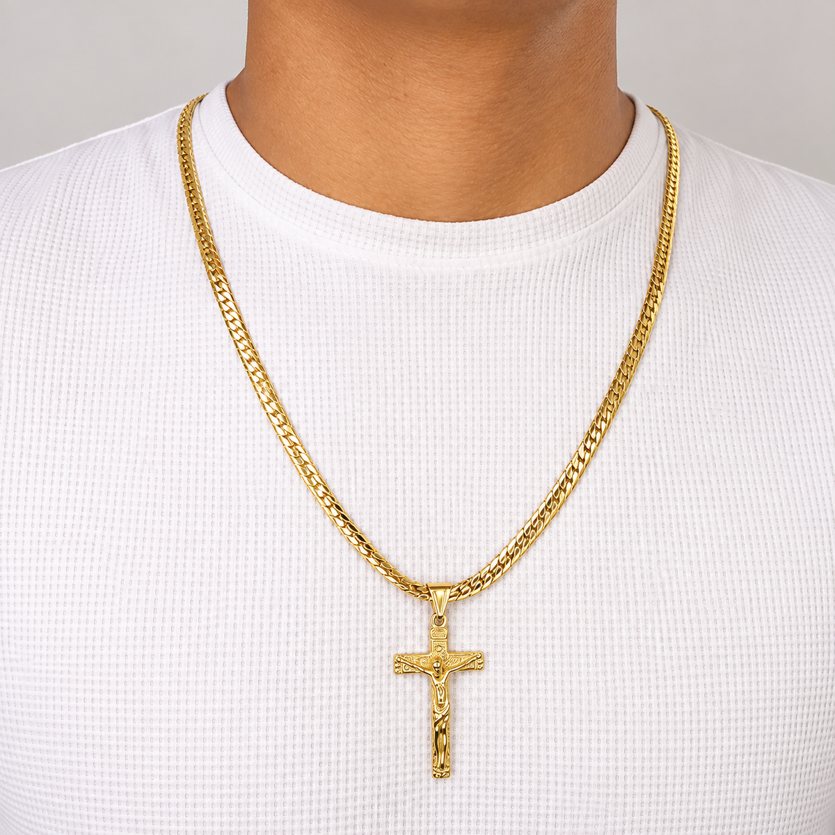Cadena grabada + Dije cristo - Hombre