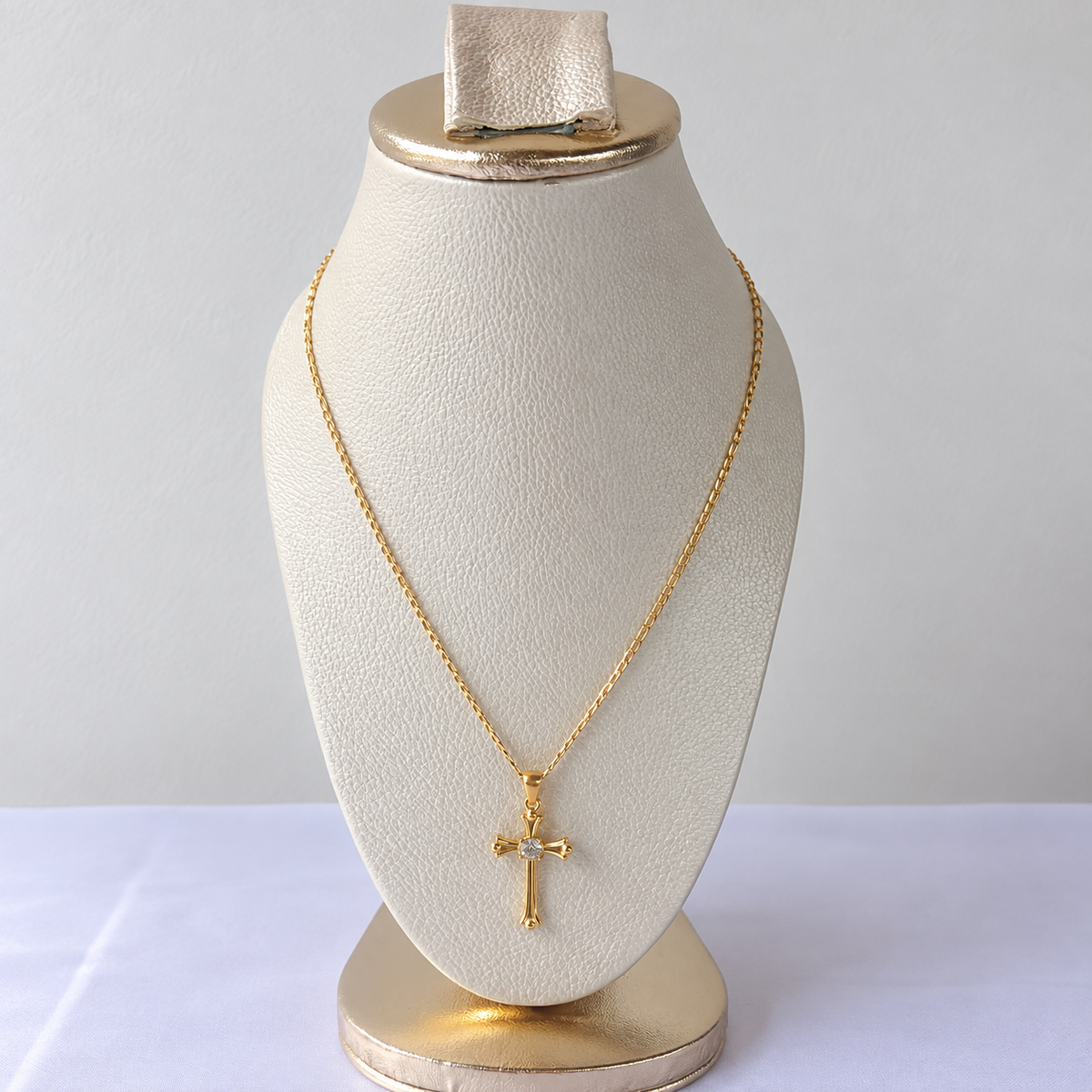 Cadena Cartier + Dije Cruz Piedra - Mujer